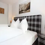 Modern Chalet With Sauna Near Ski Area In Saalbach-Hinterglemm Salzburgerland *