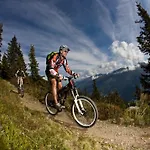 Modern Chalet With Sauna Near Ski Area In Saalbach-Hinterglemm Salzburgerland *