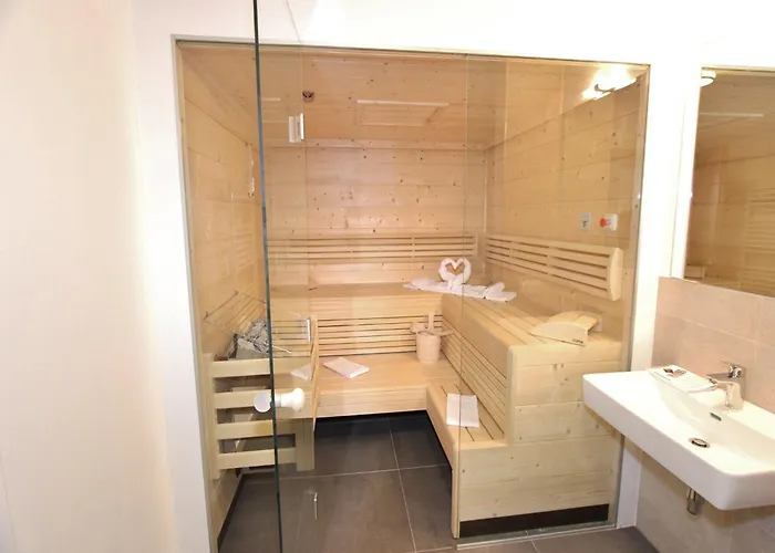 Chalet Modern With Sauna Near Area In Salzburgerland