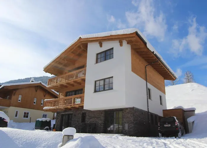 Modern With Sauna Near Area In Salzburgerland Σαλέ